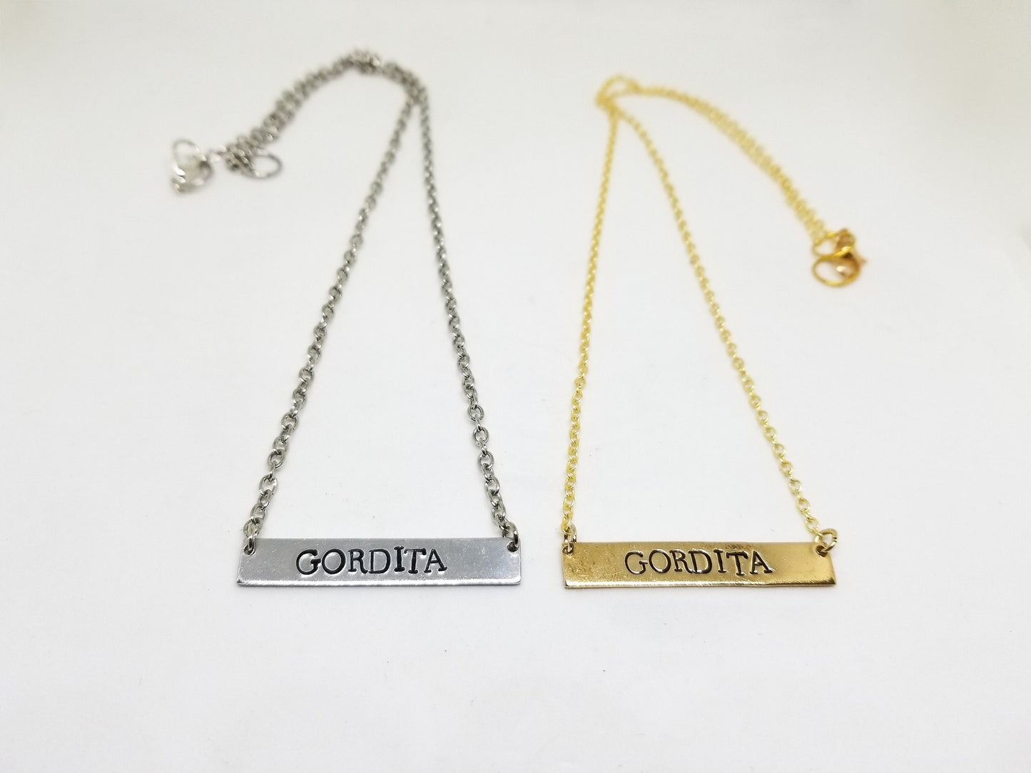 gordita bar necklace