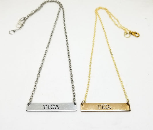 Tica bar necklace